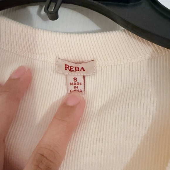 Reba Ivory Ribbed Top - Picture 2 of 2